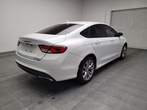 Used 2016 Chrysler 200 S image 9