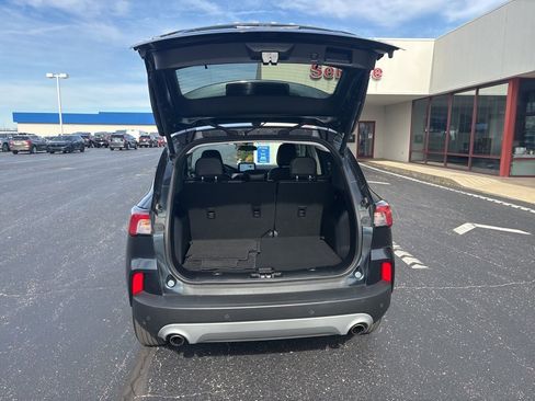 Used 2022 Ford Escape SEL image 13
