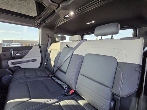 New 2026 GMC Hummer EV SUV image 23