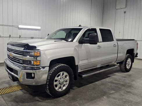 Used 2015 Chevrolet Silverado 2500 LTZ w/ Duramax Plus Package image 2