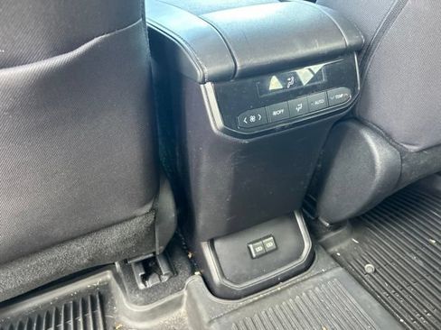 Certified 2024 Toyota Highlander LE FWD image 12