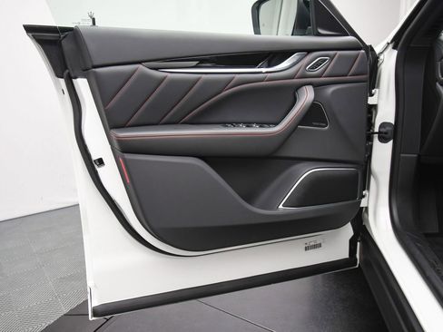 New 2024 Maserati Levante GT Ultima image 42