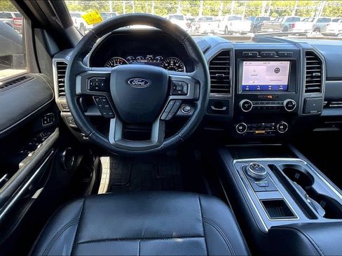 Used 2020 Ford Expedition Max XLT w/ Equipment Group 202A RWD image 6