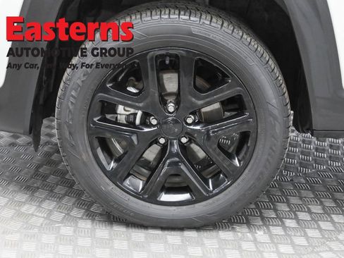 Used 2022 Jeep Renegade Altitude w/ Sun/Sound Group image 33