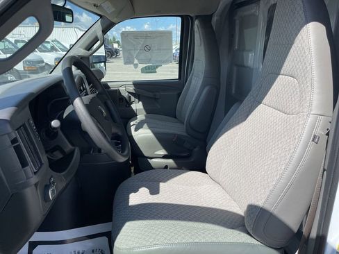 New 2025 Chevrolet Express 3500 w/ Power Convenience Package image 7