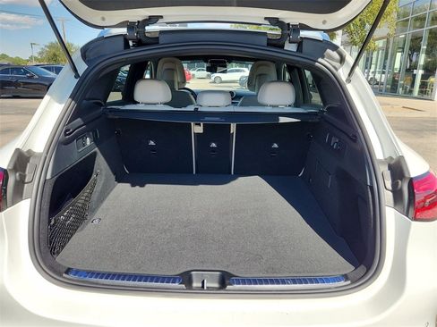 New 2025 Mercedes-Benz GLC 300 4MATIC image 12