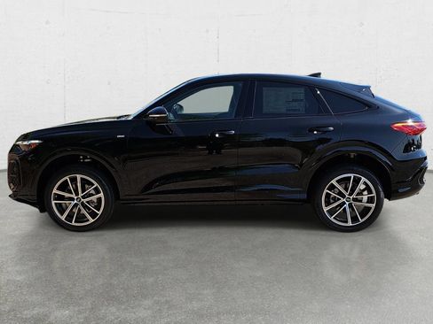 New 2026 Audi Q5 Premium Plus AWD/4WD image 8