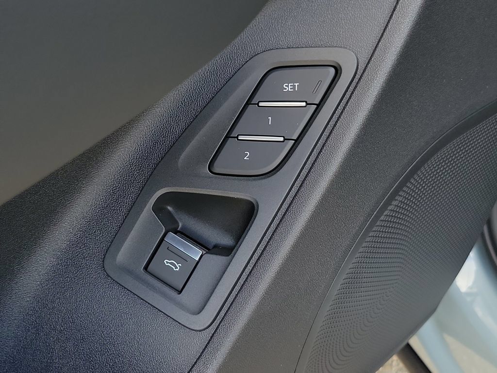 New 2026 Audi Q3 quattro 2.0T AWD/4WD image 19