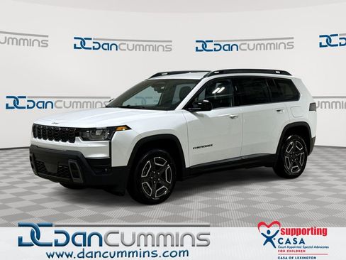 New 2026 Jeep Cherokee Laredo AWD/4WD image 1