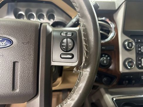 Used 2015 Ford F250 Lariat w/ Lariat Ultimate Package image 20