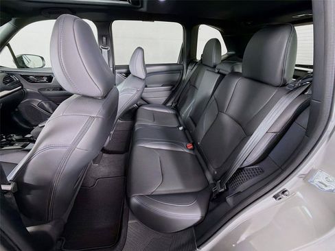 Used 2026 Subaru Forester Limited AWD/4WD image 26
