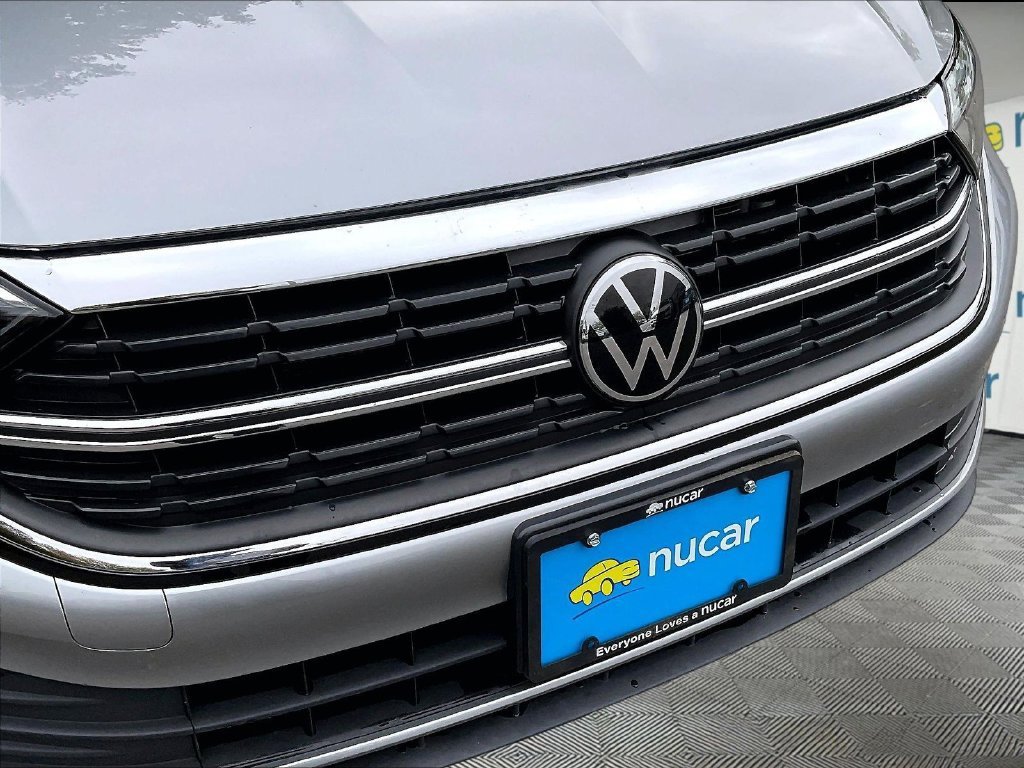 Used 2024 Volkswagen Jetta SEL FWD image 30