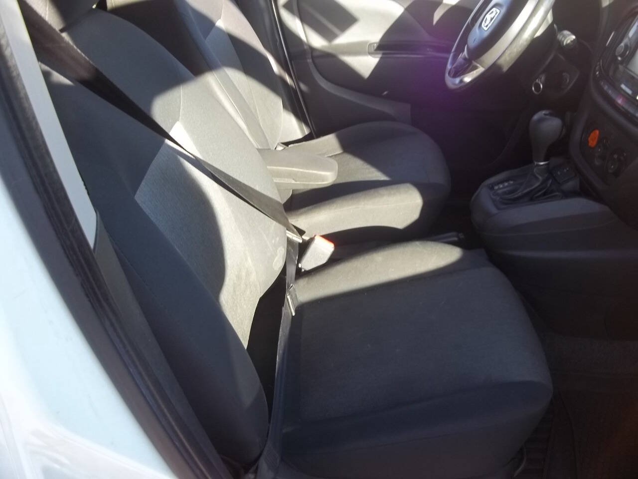 Used 2015 RAM ProMaster City Tradesman SLT w/ Rear Back-up Camera Group FWD image 7