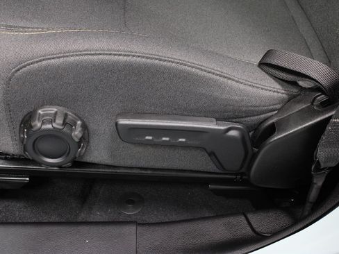 Used 2024 Jeep Wrangler Unlimited AWD/4WD image 23