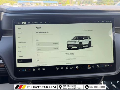 Used 2025 Rivian R1S Adventure AWD/4WD image 11