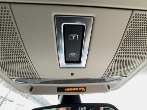 Used 2015 Land Rover Range Rover Evoque Pure Plus image 12