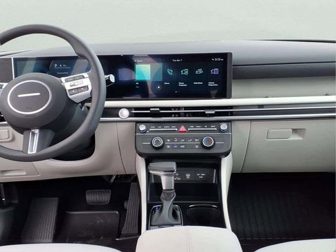 New 2026 Hyundai Tucson SE FWD image 12