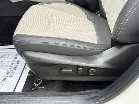 Used 2021 Subaru Forester Premium AWD/4WD image 16