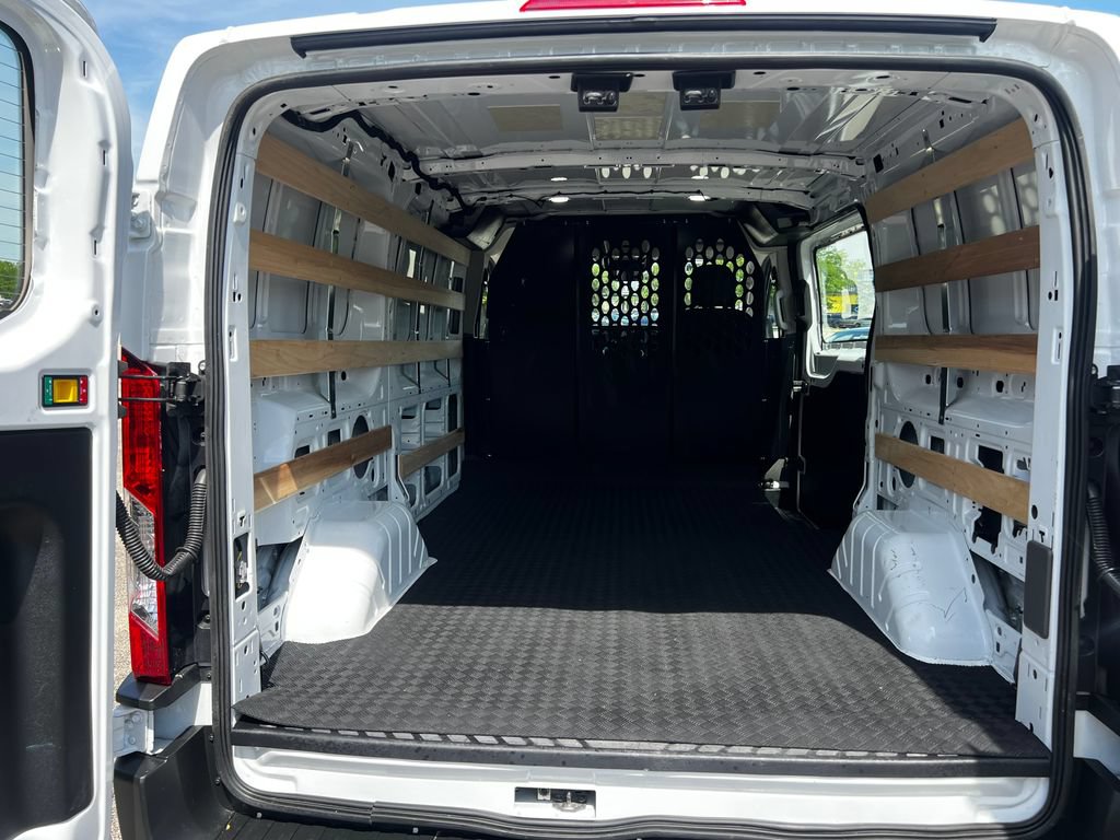 Used 2025 Ford Transit 250 Low Roof w/ Exterior Upgrade Package RWD image 25