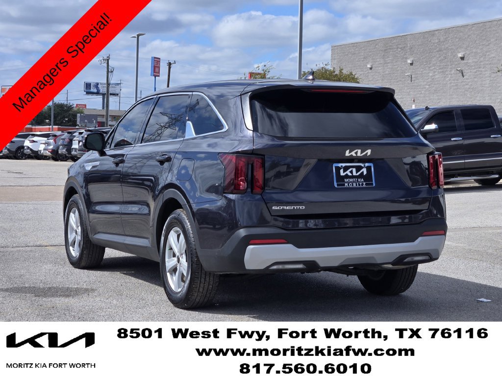 New 2026 Kia Sorento LX FWD image 3