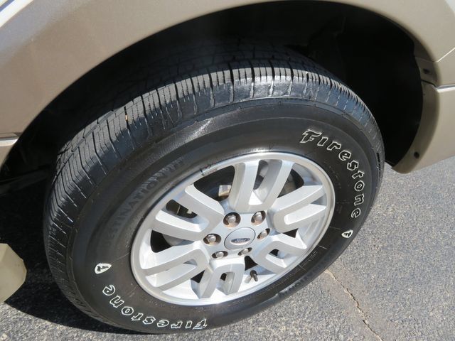 Used 2014 Ford Expedition XLT w/ Equipment Group 202A RWD image 10