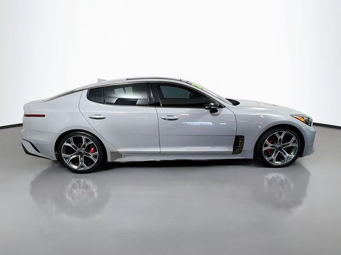 Used 2021 Kia Stinger GT2 AWD/4WD image 3