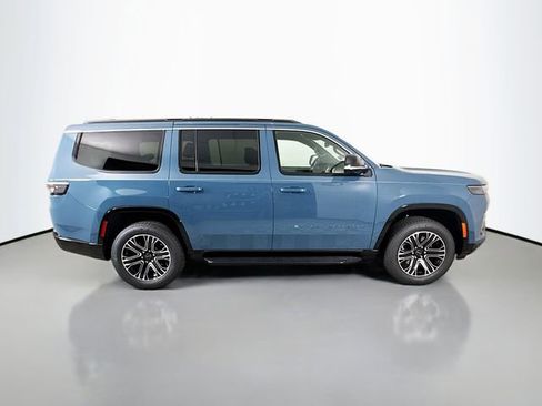 New 2026 Jeep Grand Wagoneer 4WD image 8