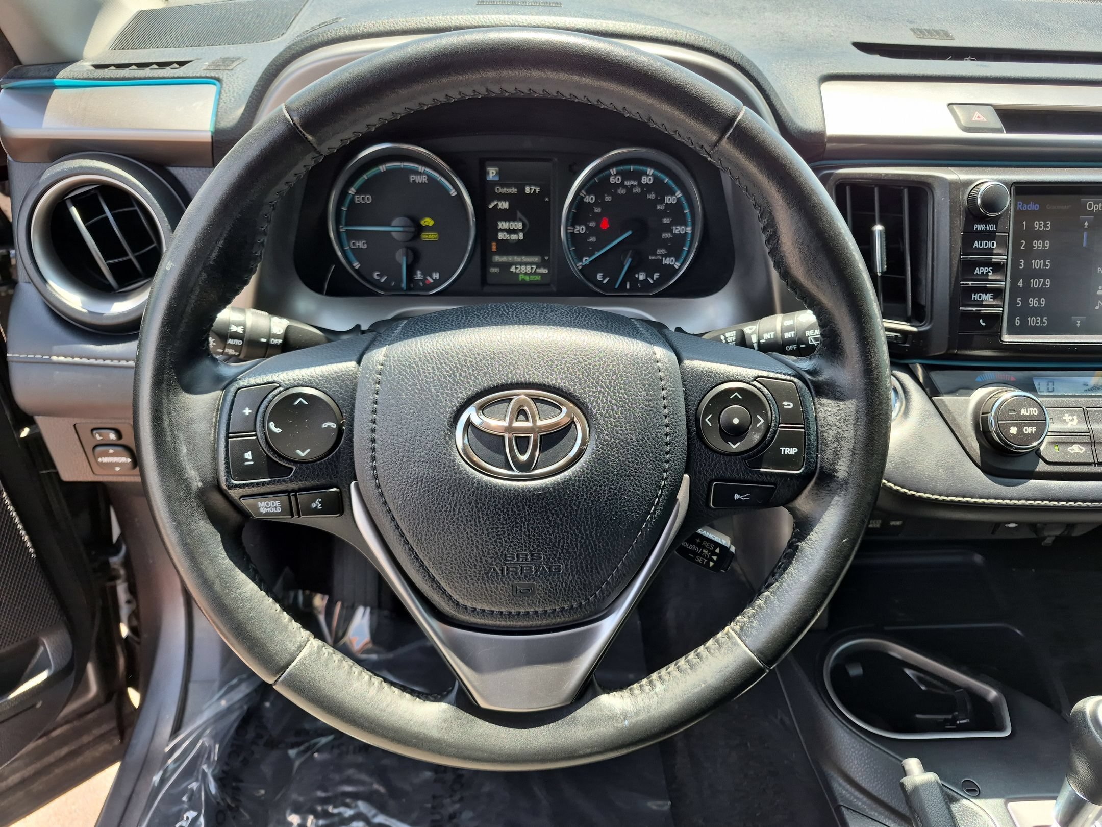 Used 2017 Toyota RAV4 XLE w/ Convenience Package AWD/4WD image 14