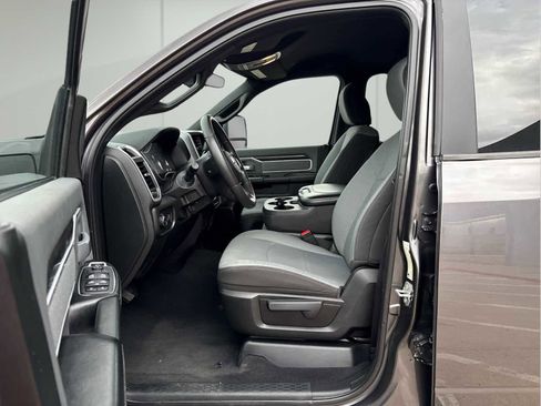 Used 2023 RAM 3500 Big Horn image 11