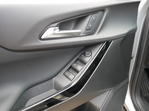 Used 2025 Chevrolet Equinox LT image 19