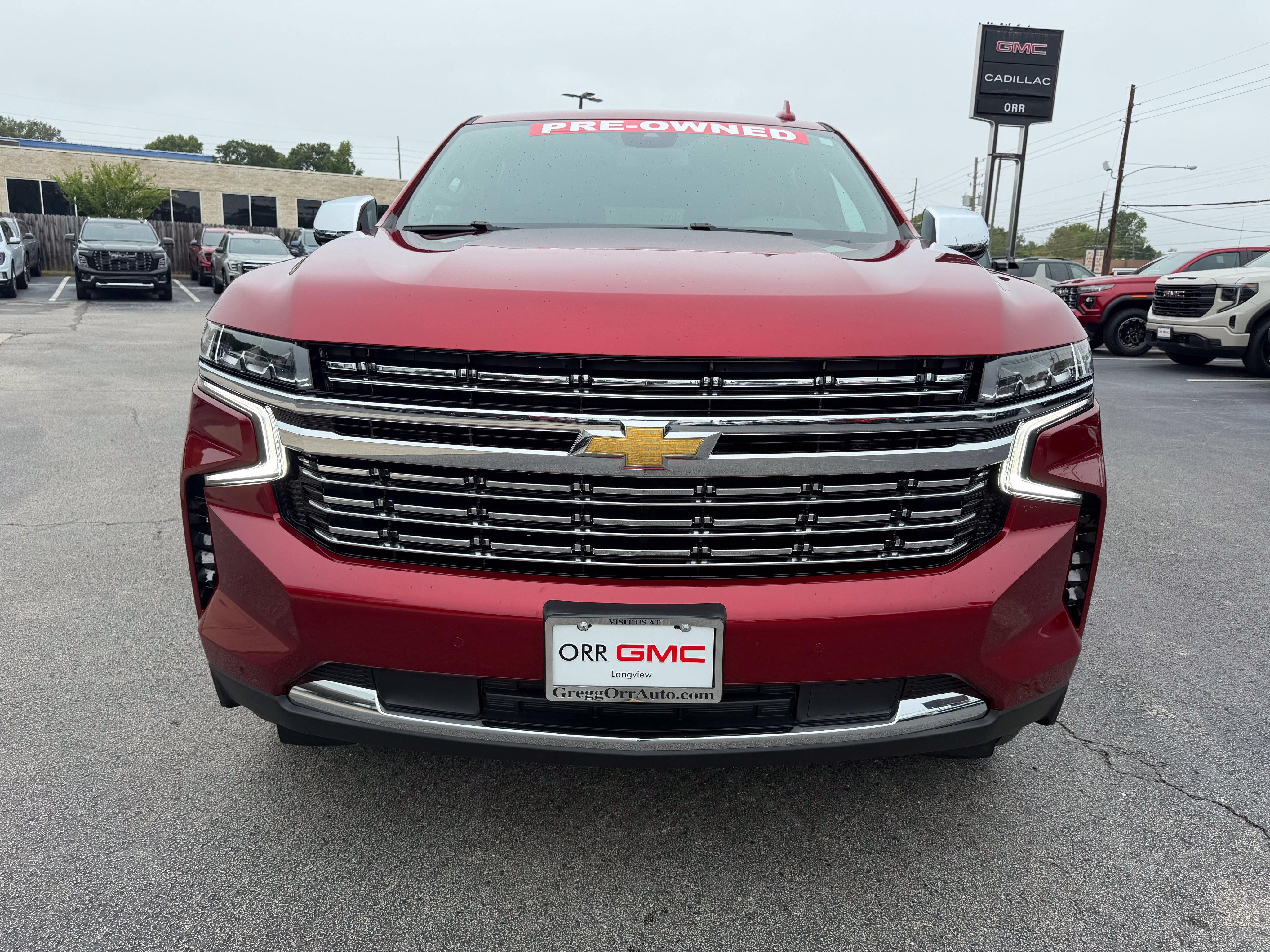 Used 2024 Chevrolet Tahoe Premier RWD image 2