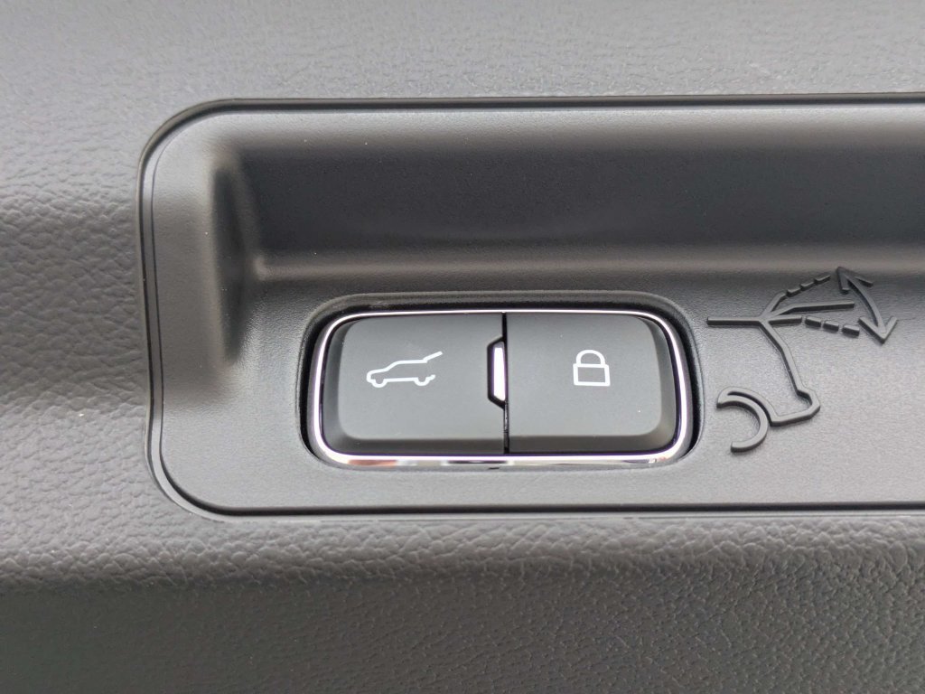 New 2026 Ford Explorer ST-Line w/ Premium Package RWD image 45