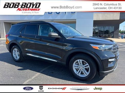 Certified 2024 Ford Explorer XLT w/ Equipment Group 202A AWD/4WD image 1
