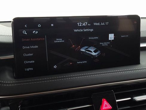 New 2025 Genesis G70 2.5T AWD/4WD image 15
