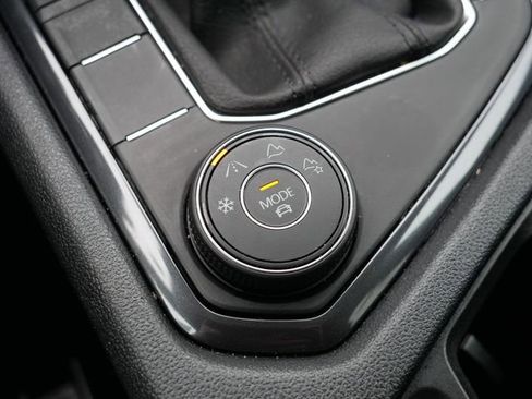 Certified 2024 Volkswagen Tiguan Wolfsburg Edition image 34