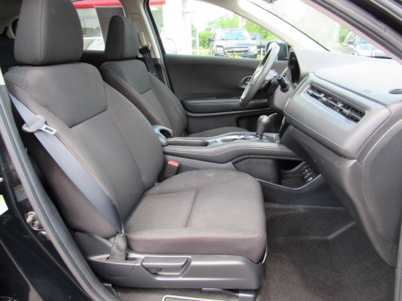 Used 2016 Honda HR-V EX image 7