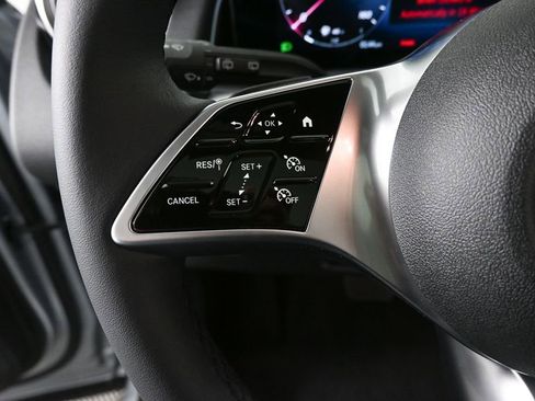 New 2026 Mercedes-Benz GLB 250 image 10