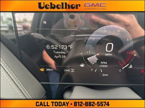 New 2026 GMC Yukon Elevation AWD/4WD image 33