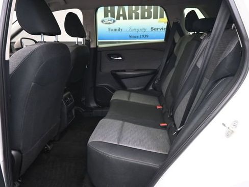 Used 2023 Nissan Rogue SV FWD image 9