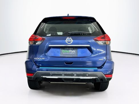Used 2017 Nissan Rogue S AWD/4WD image 7