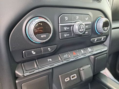 Used 2022 Chevrolet Silverado 1500 LT Trail Boss w/ Safety Package image 29