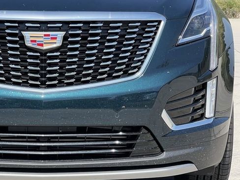 New 2025 Cadillac XT5 Premium Luxury image 8