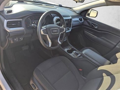 Used 2021 GMC Acadia SLE w/ Driver Convenience Package image 9