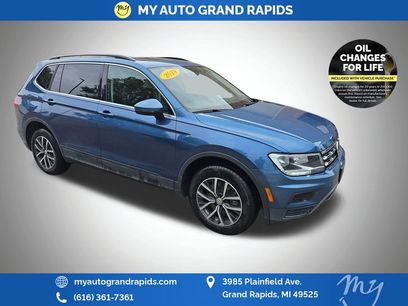 Used 2019 Volkswagen Tiguan SE w/ Panoramic Sunroof Package