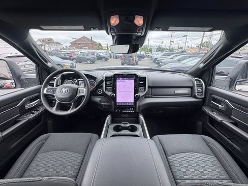 New 2026 RAM 2500 Big Horn AWD/4WD image 24