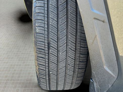 Certified 2024 Hyundai Tucson Limited image 11