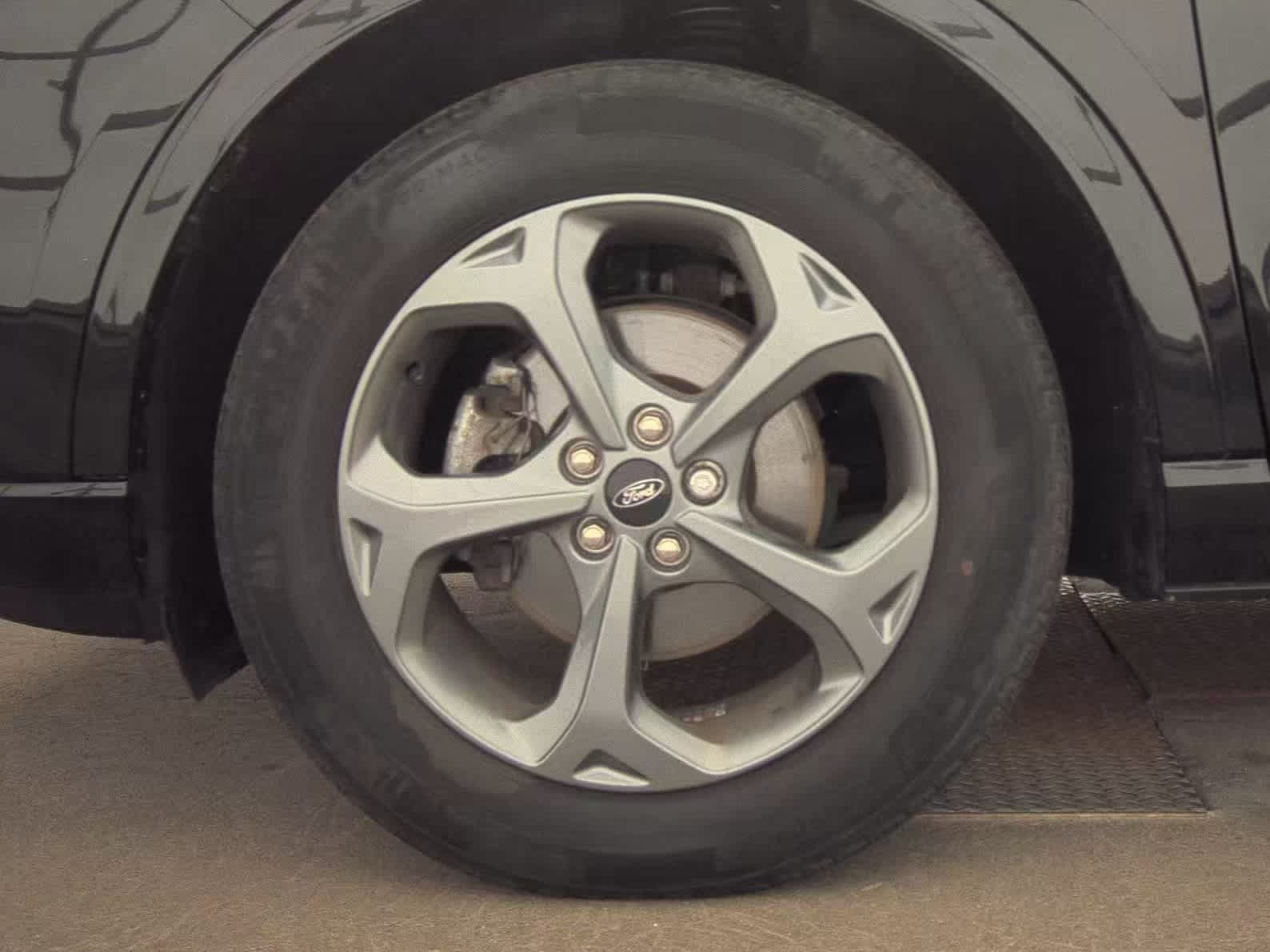 Used 2023 Ford Escape ST-Line w/ Tech Pack #1 AWD/4WD image 8