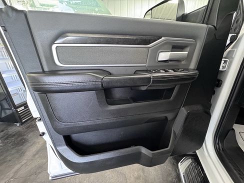 Used 2021 RAM 2500 Big Horn image 24