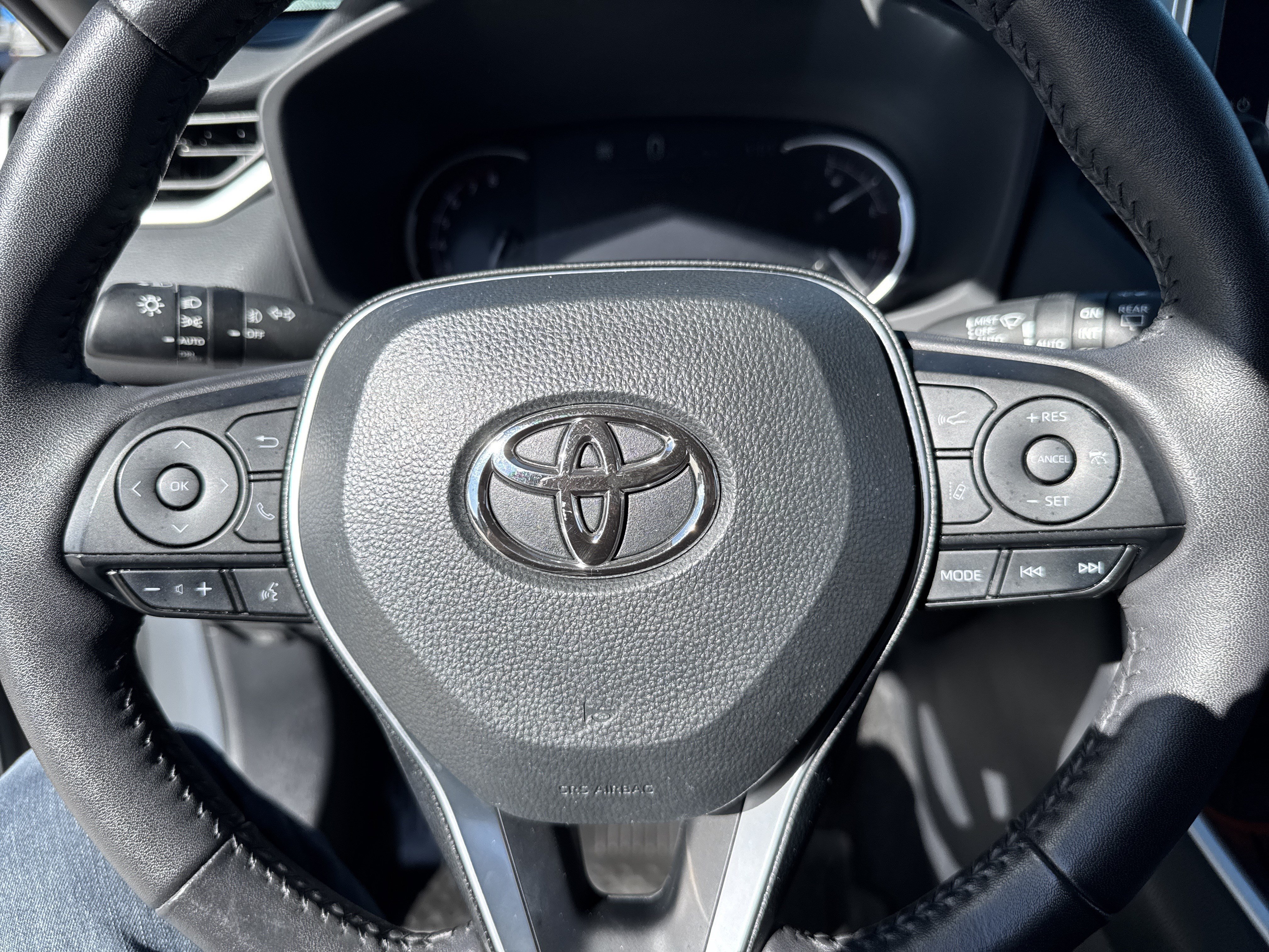Used 2024 Toyota RAV4 Adventure w/ Convenience Package AWD/4WD image 15