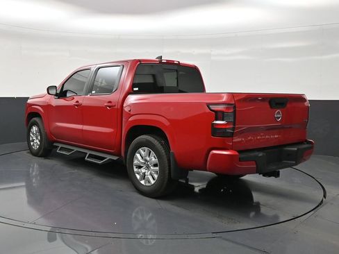 Used 2024 Nissan Frontier SV w/ SV Convenience Package RWD image 3
